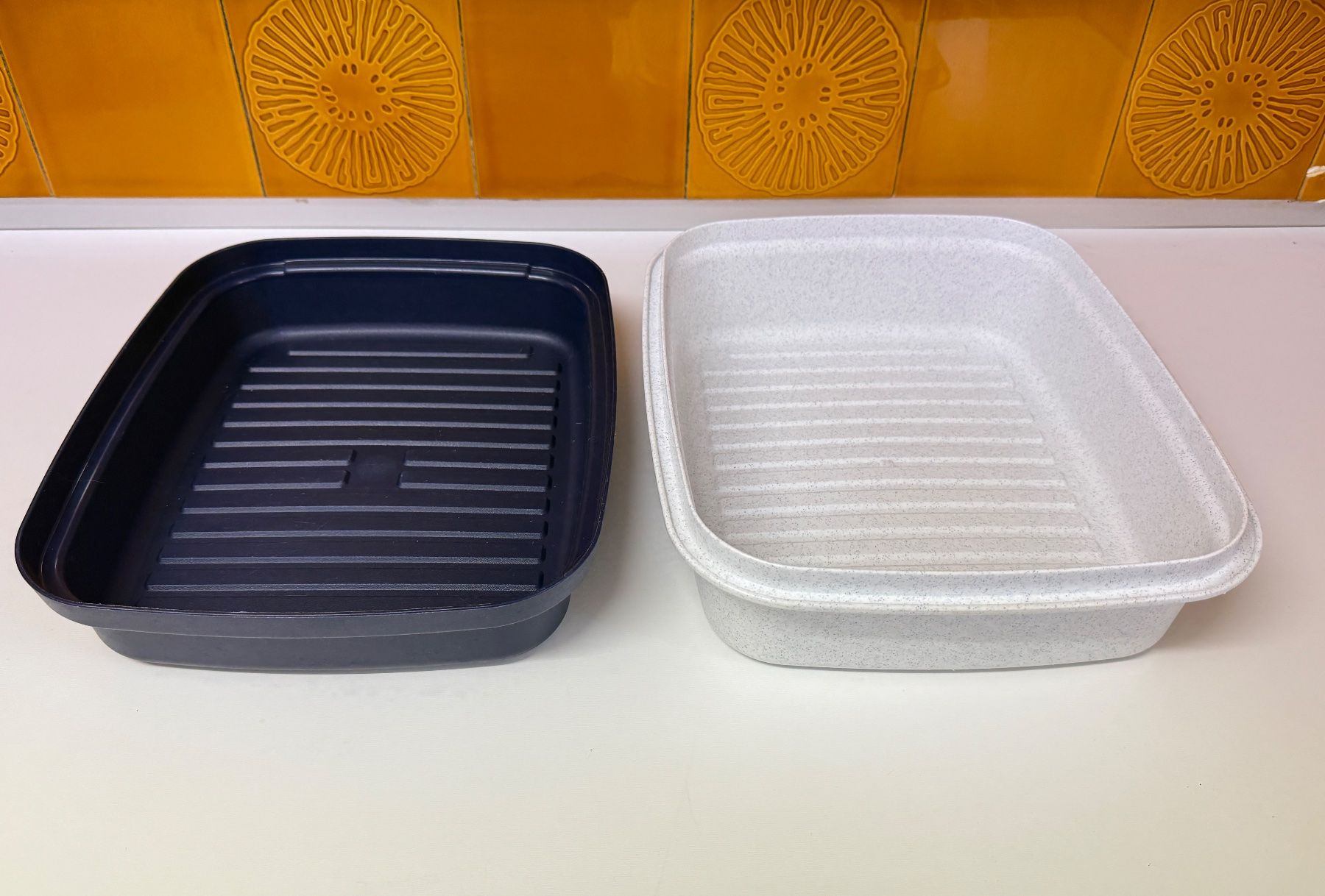 Tupperware Contenitori & Simili: Tupperware Behälter Brotbehälter – Nuovo (secondo la descrizione) da Gerlafingen venduto da sternrose 1