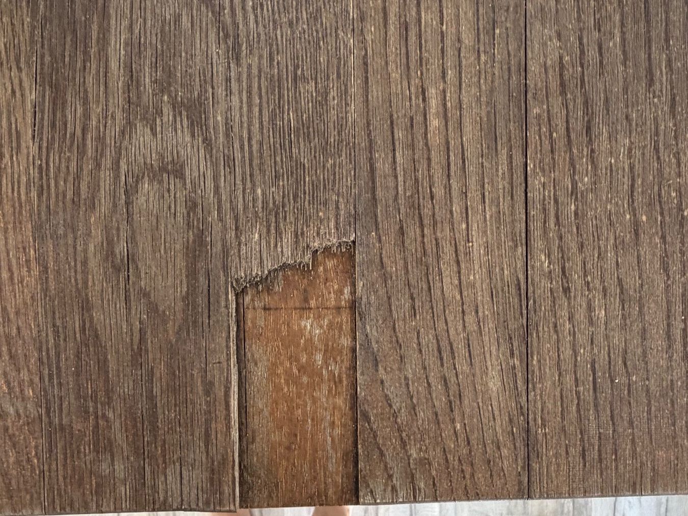 Tavoli: Massiver, rustikaler Esstisch aus Holz – Usato da Zürich venduto da sop_jp2m 5