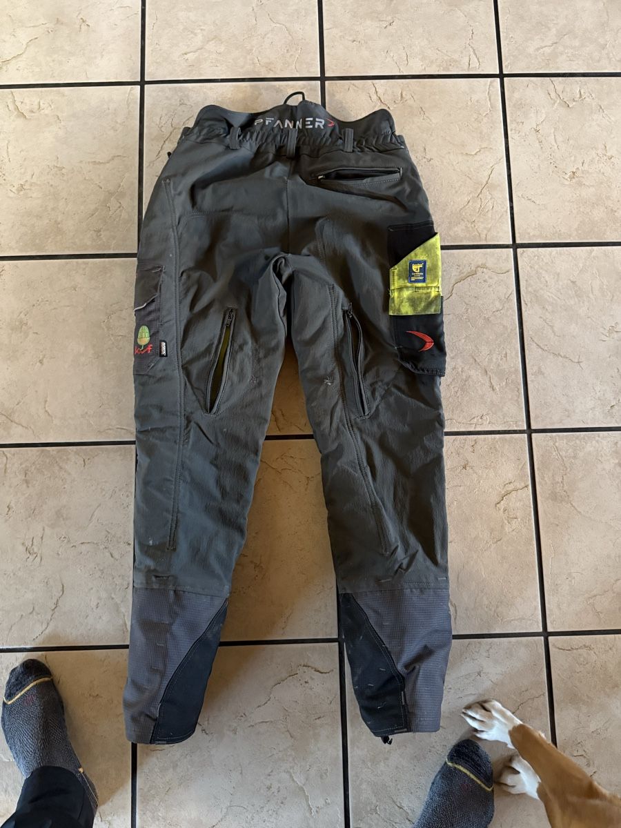 Pantaloni: Pfanner Schnittschutzhose M – Nuovo (secondo la descrizione) da Aesch BL venduto da Mike477 1