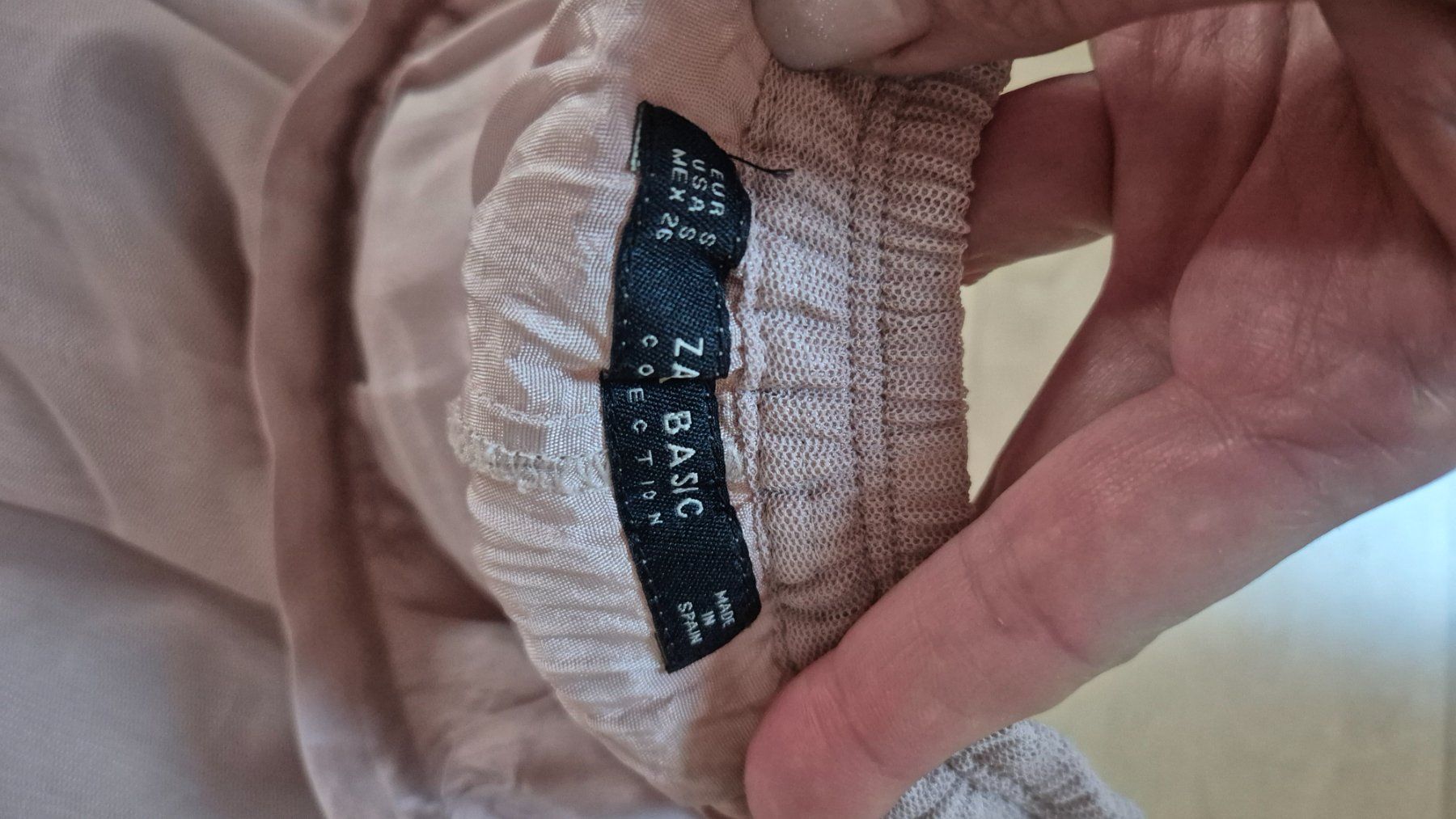 Zara Gonne: ZARA Basic Collection Tüllrock, Gr. S, Pastellrosa, Neuwe... – Usato da Oberentfelden venduto da Zimen 2