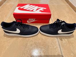Nike Court Vision neue Sneakers, 42.5