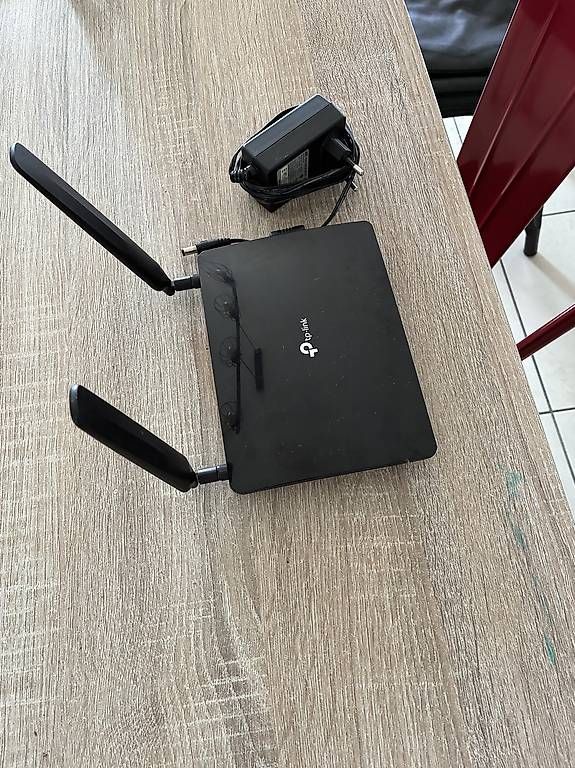 Modem & Router: Routeur 4g – Usato da Vauderens venduto da adr_zq86 1