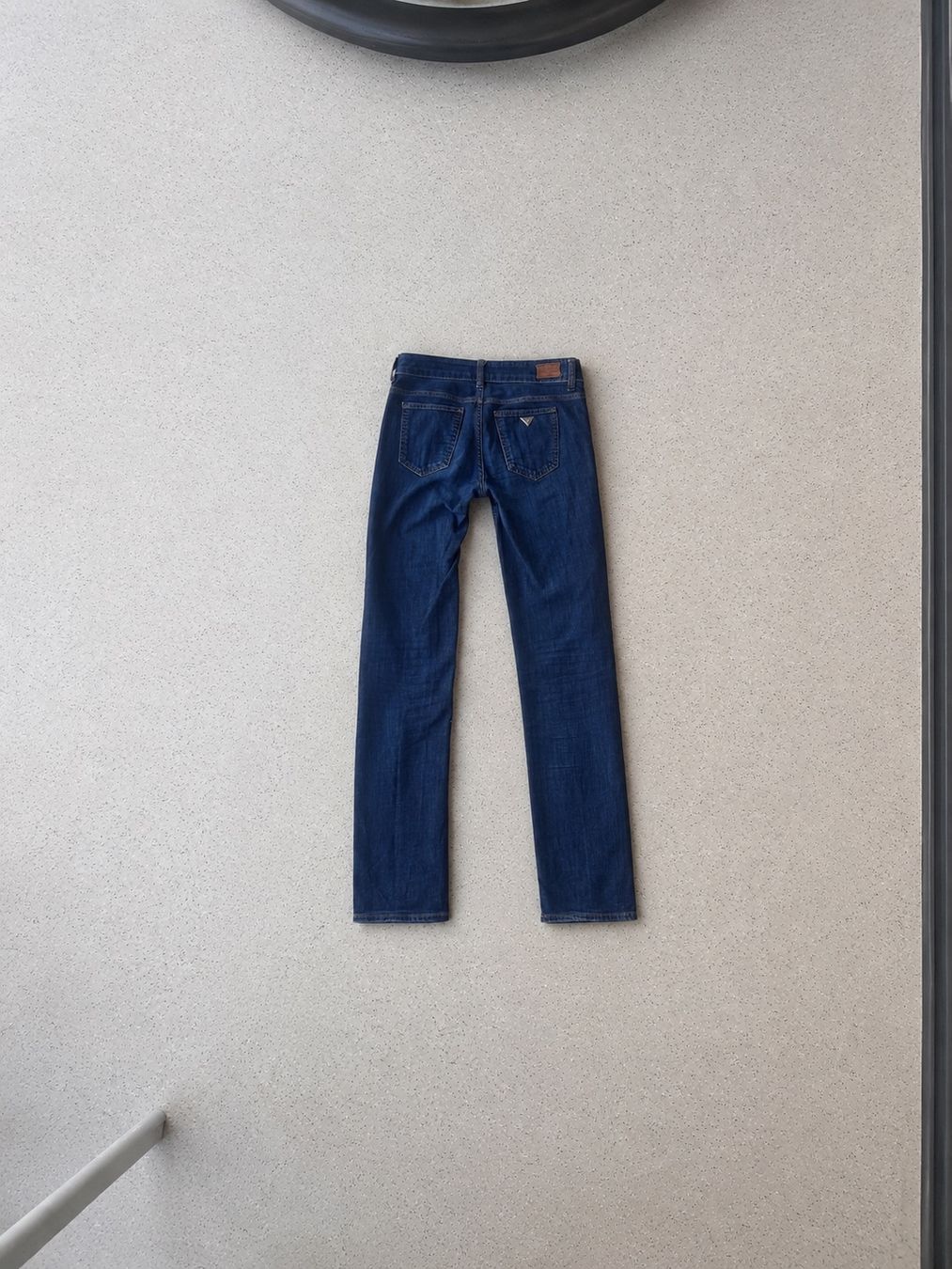Guess Jeans: Damen Jeans GUESS – Usato da Bern venduto da 44RewornHunter 1