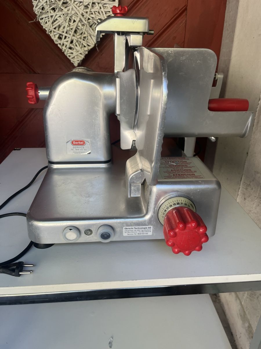 Berkel Elettrodomestici da cucina: Berkel Fleischschneider 250 VK VE  – Usato da Flaach venduto da Auto6011 5