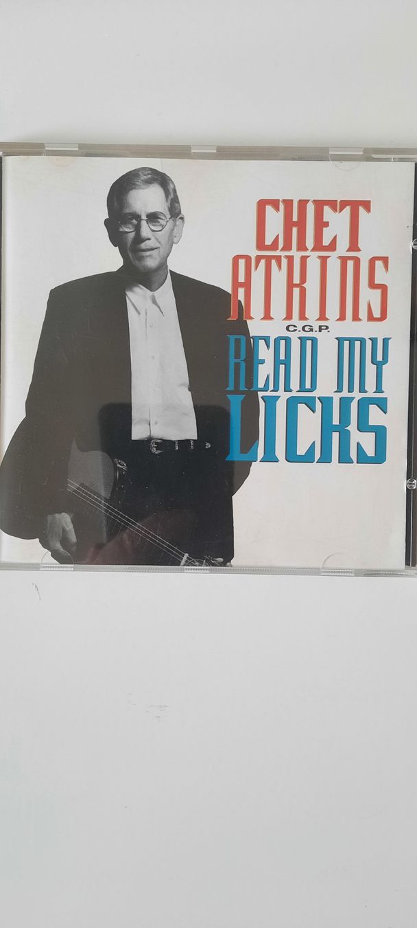 CDs: CHET ATKINS READ MY LICKS – Gebraucht aus Zofingen von Tinpan