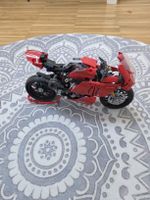 LEGO Technic Ducati Panigale V4 R Motorrad