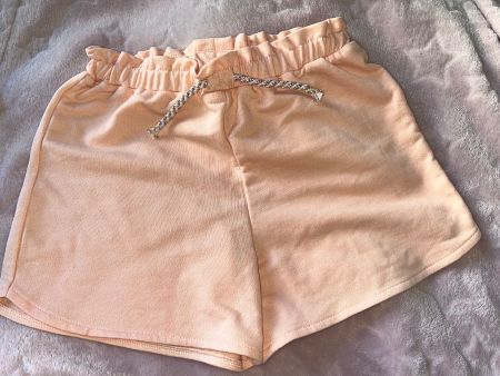 Peach shorts - perfect for school gym! 8-9 yeas