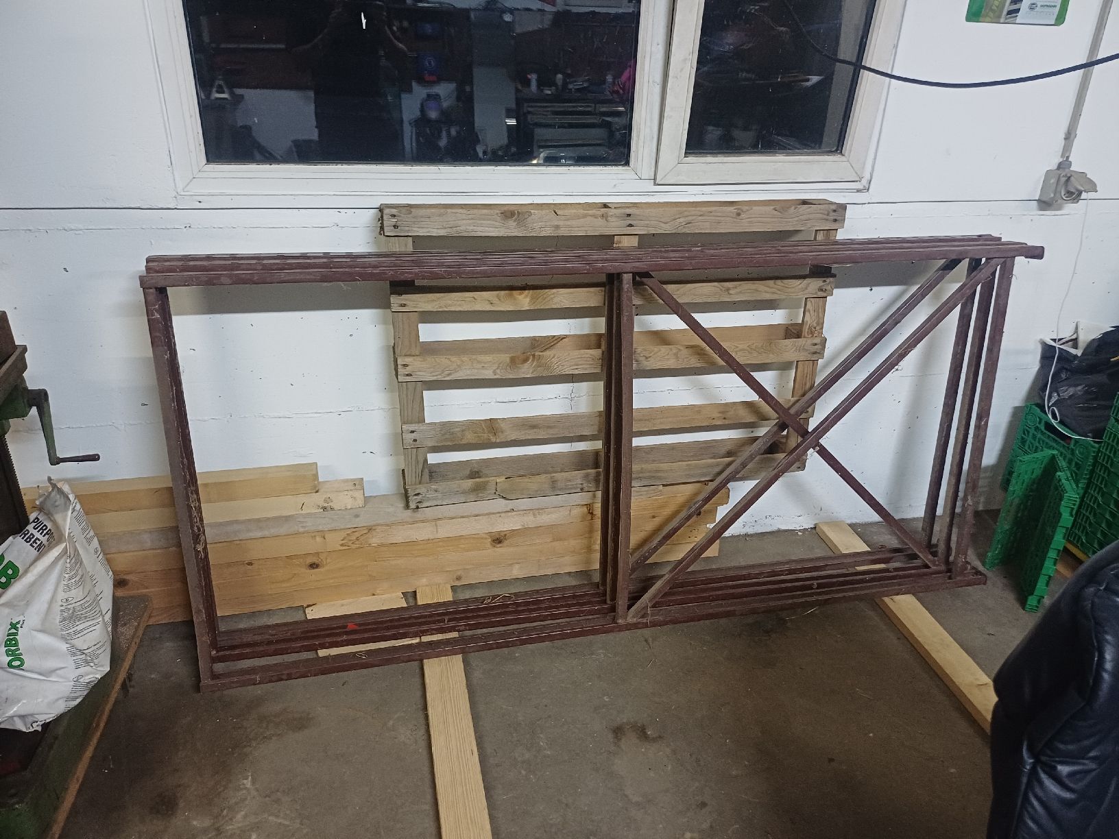 Scaffali: Lagergestell mit XXL Tablaren – Usato da Wangenried venduto da Recycler94 1