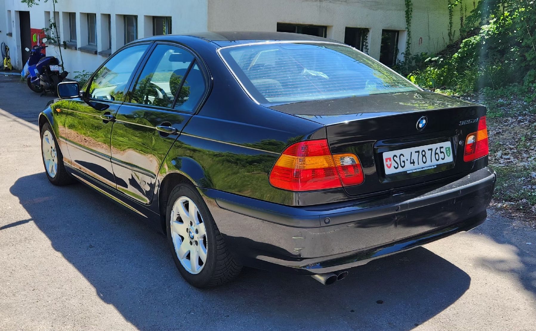 BMW Automobili: BMW 325IX – Difettoso da Effretikon venduto da fua_lwd7 2