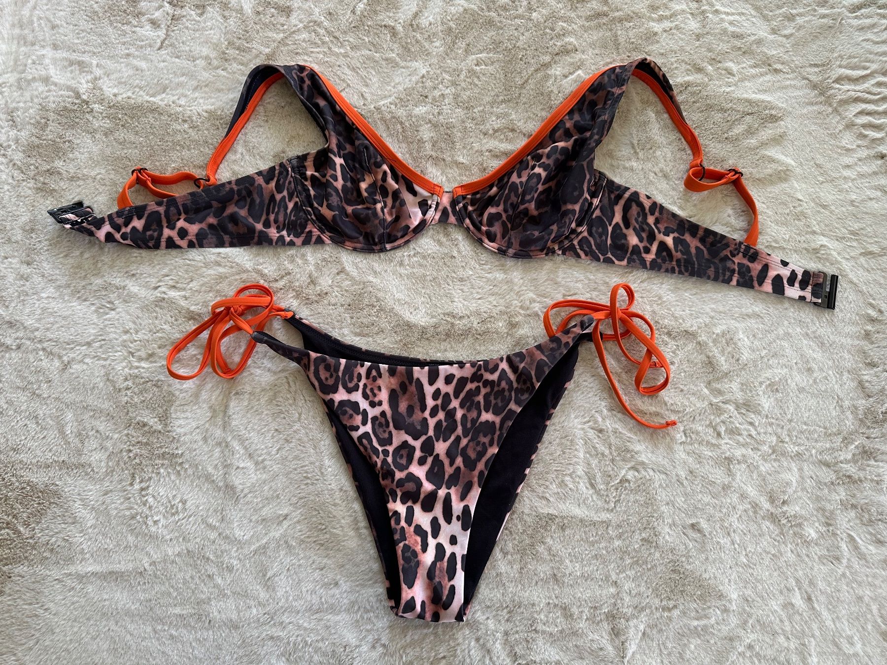 Costumi da bagno & Bikini: Leoparden Bikini – Usato da Rupperswil venduto da vvaneyx