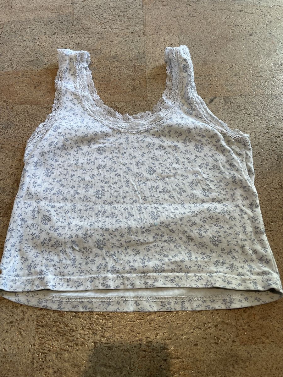 Brandy Melville Top: Top Brandy Melville – Usato da Liebistorf venduto da ali_tbx8