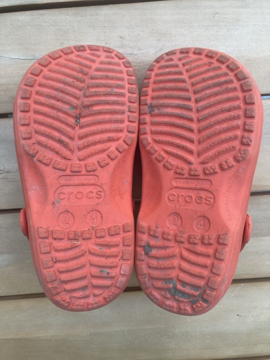 Crocs Chaussures garçon: Crocs Gr 2 / 4 – D'occasion à Laupen BE par stef_h 3