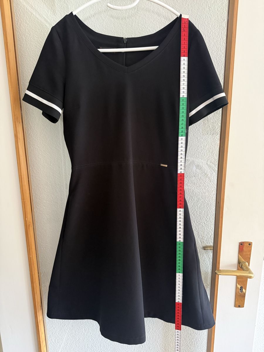 Cinque Vestiti: Kleid Cinque, Gr. 32 (eher 34) – Usato da Zollikon venduto da brownbear1 1