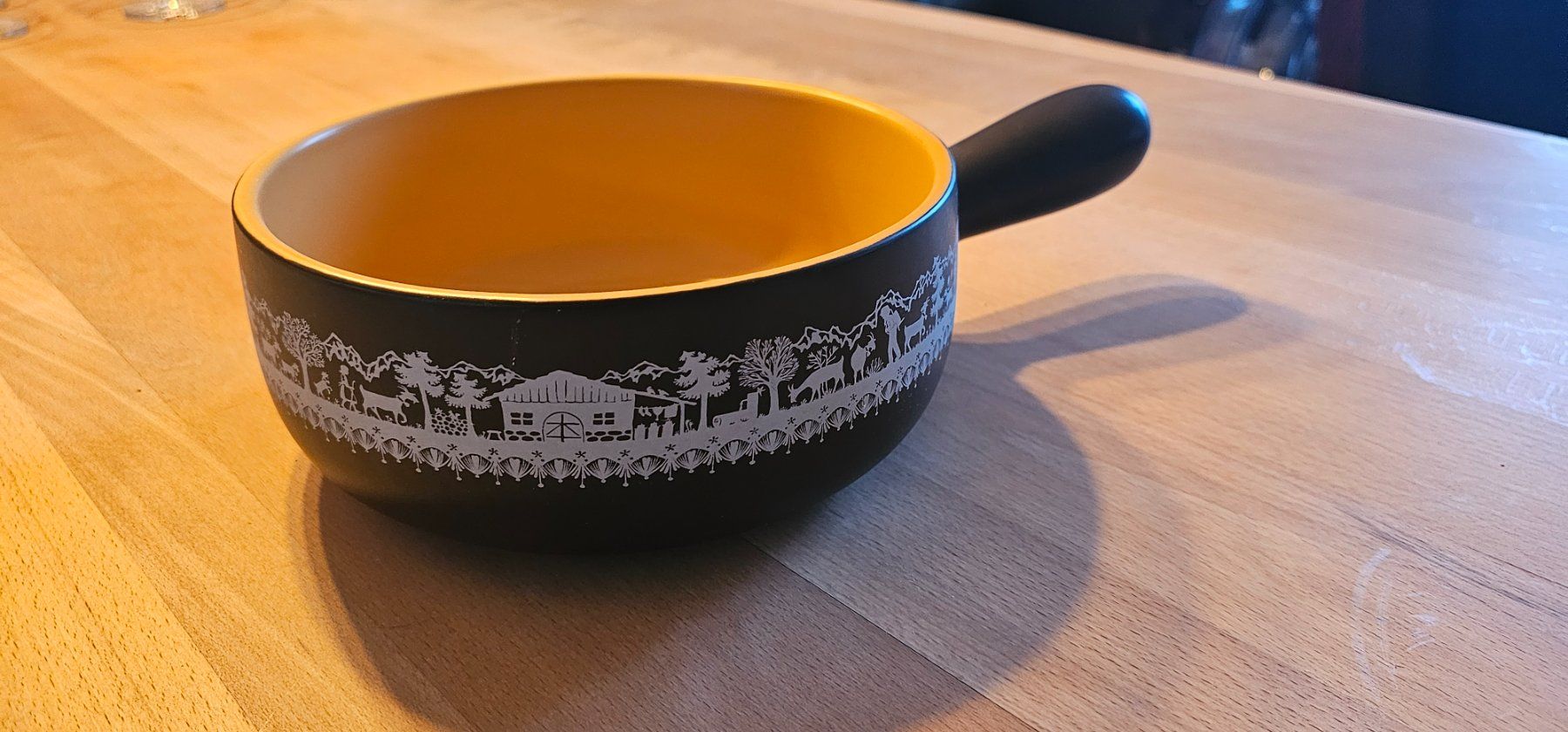 Casseroles: Fonduecaquelon – D'occasion à Illgau par smili2591