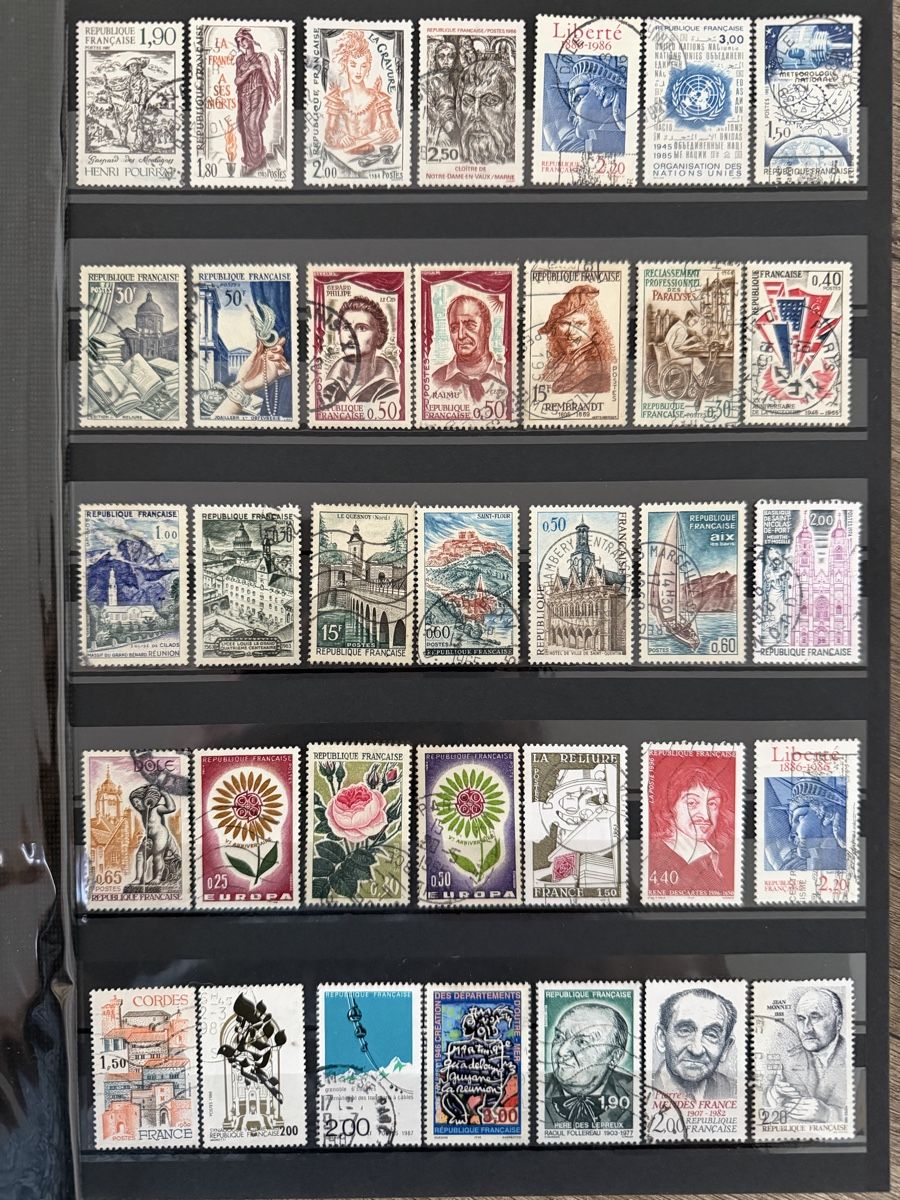 Tutti i francobolli: 71 timbres - France – Usato da Petit-Lancy venduto da Solcarm