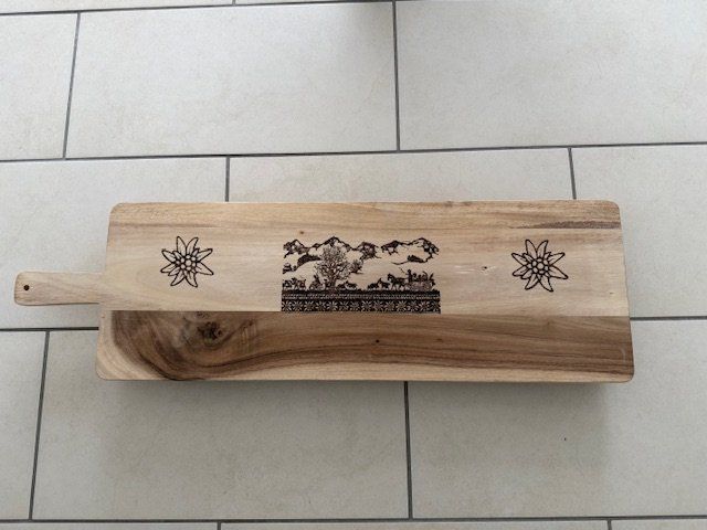 Tutte le decorazioni: Dekor Schneidebrett – Usato da Uster venduto da Niclas3