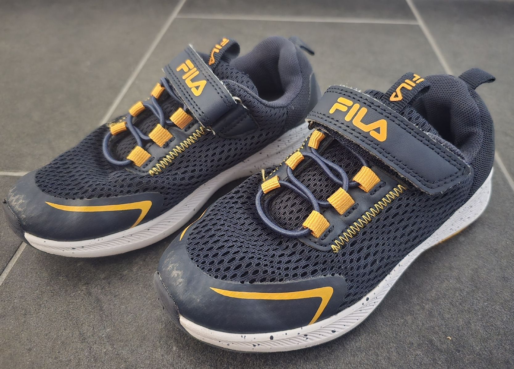 Scarpe per ragazzi: Schuhe Grösse 30 – Usato da Birmensdorf ZH venduto da nad_5hfd 3