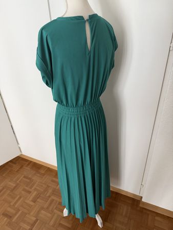 Hallhuber kleid