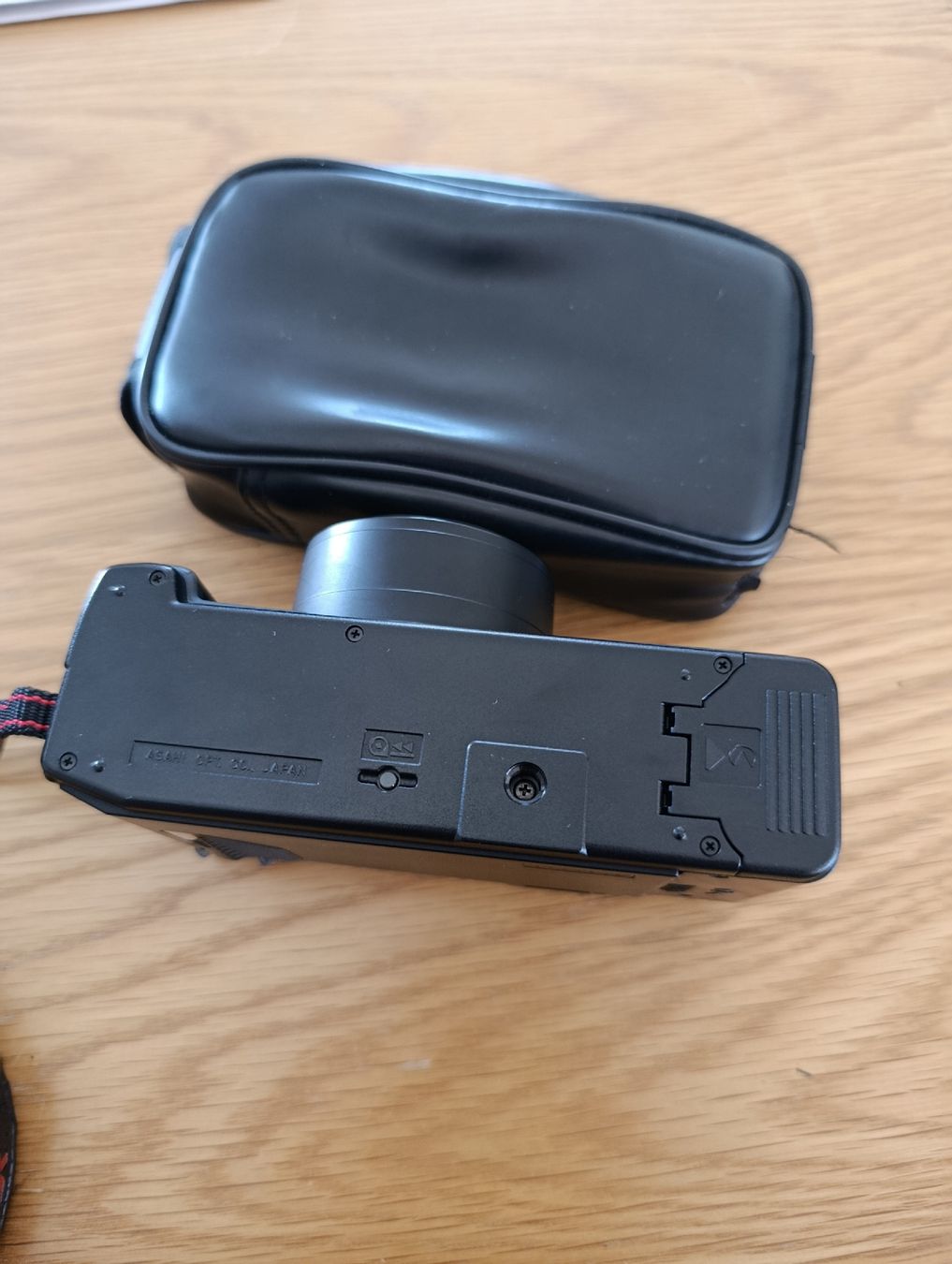 Pentax Fotocamera: Pentax Zoom 70 Kompaktkamera - mit Tasche – Usato da Wil SG venduto da Donaldus 3