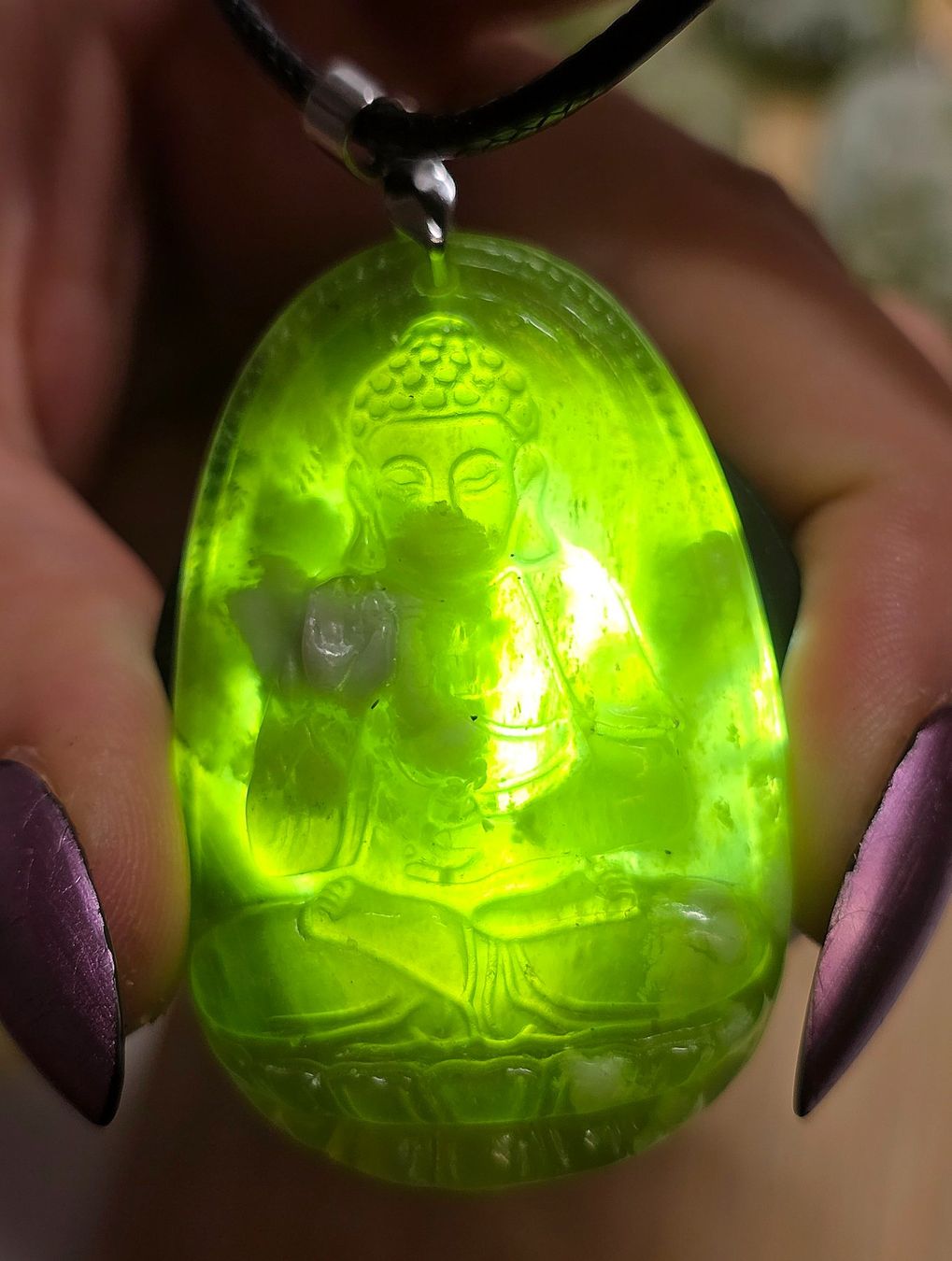 Minerali & Pietre curative: Grüne Jade Buddha Anhänger mit Kette A – Nuovo e nell'imballaggio originale da Matzingen venduto da Shay_Crystalz
