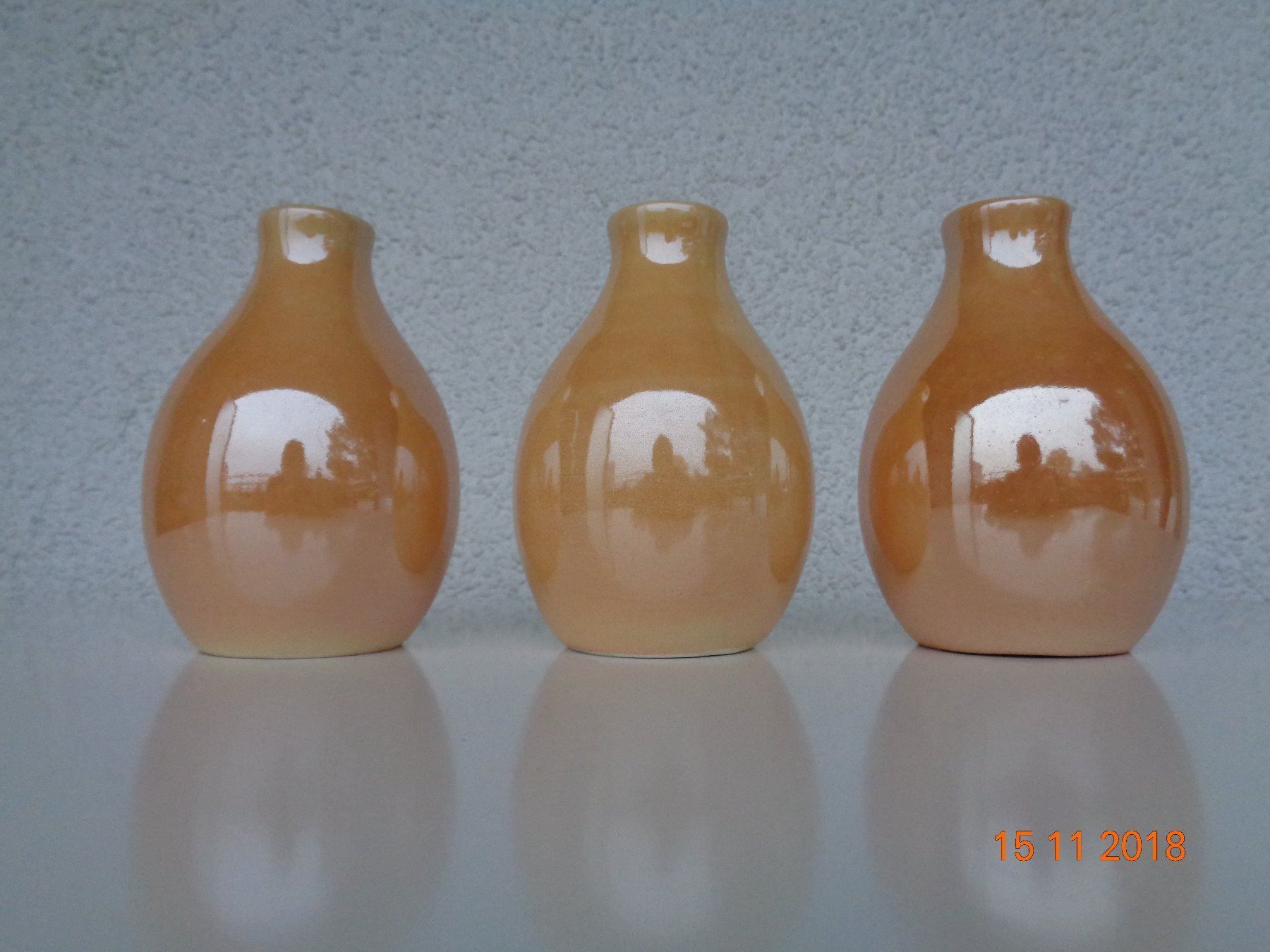 Vasen & Gefässe: Herziges Tischvasen Set beige – Gebraucht aus Dietikon von Branquinha1981 2