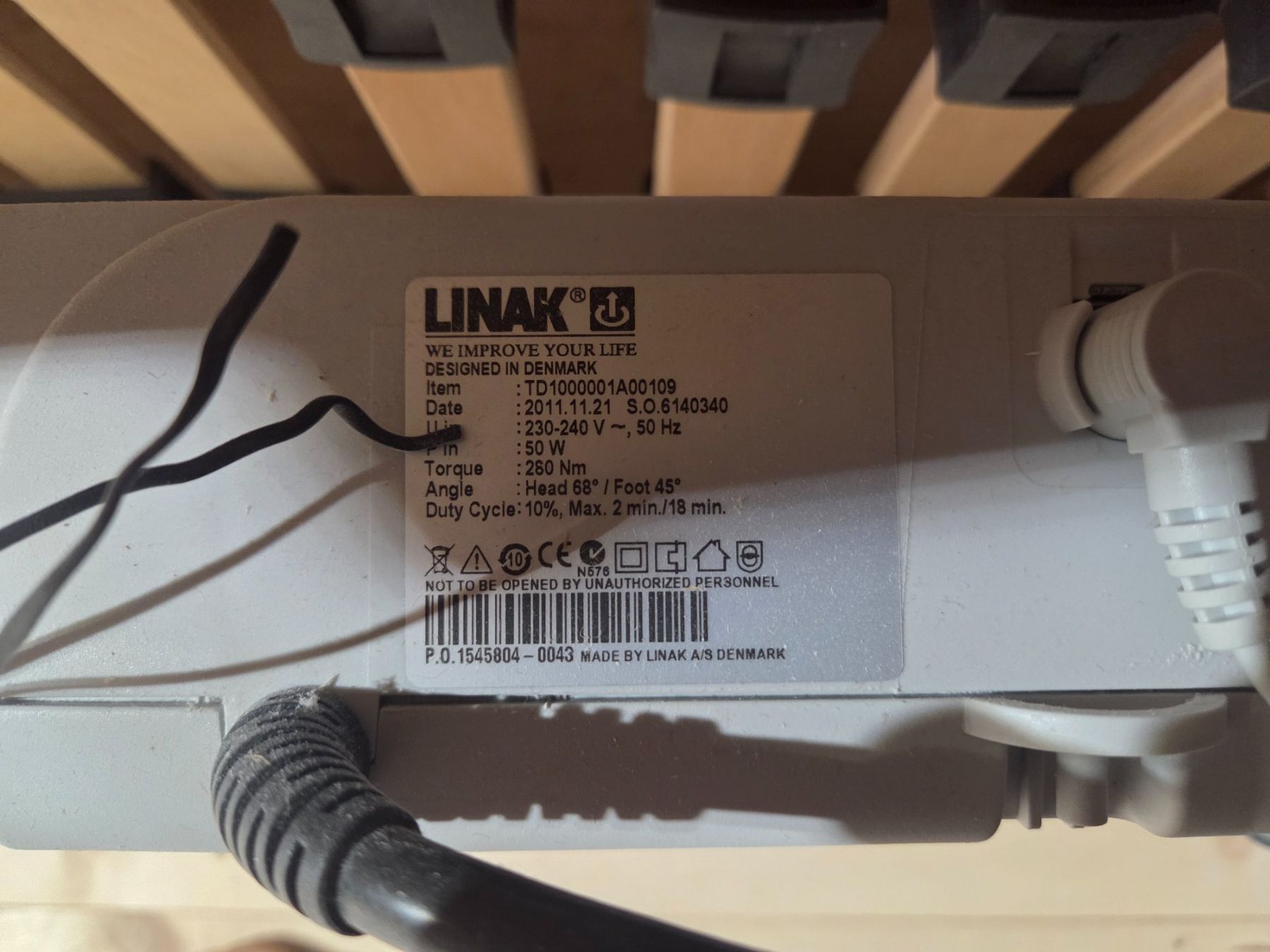 Reti a doghe: Sommier électrique avec moteur LINAK – Usato da Aigle venduto da Kel-Menuiserie 2