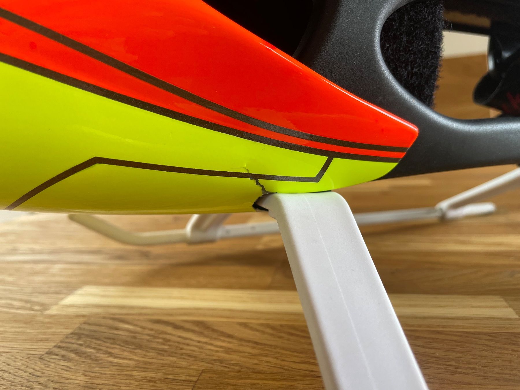 Modellismo RC: Mikado Logo 700 inkl. Elektronik – Usato da Neftenbach venduto da CURRAT1 9