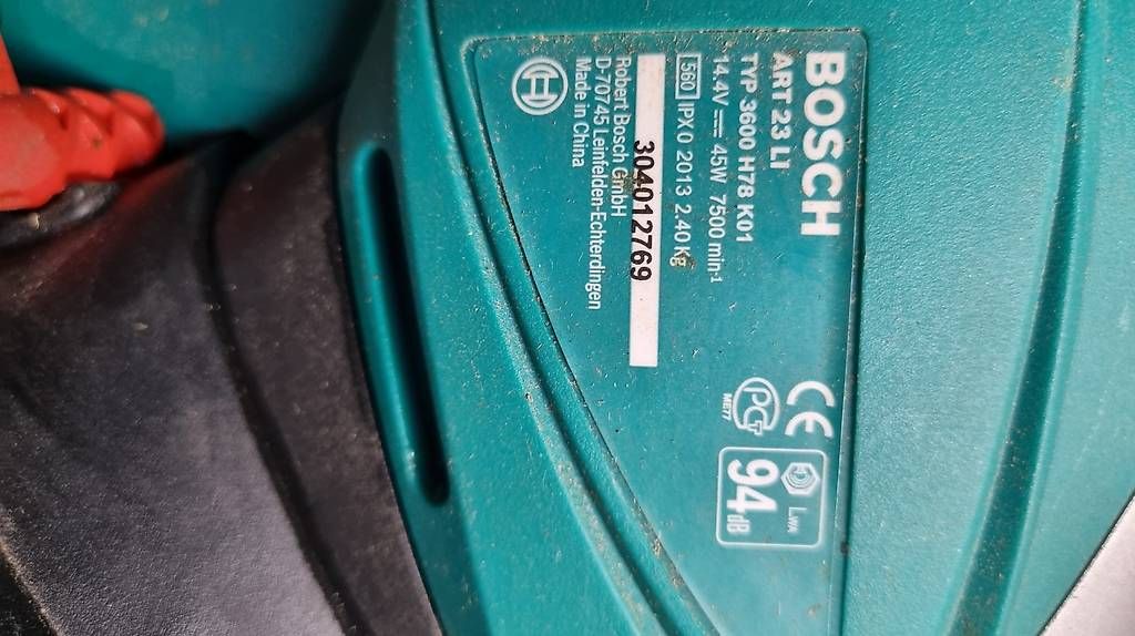 Bosch Tutti gli attrezzi: Coupe bordure accu Bosch 23 lithium – Usato da Veyras venduto da wal1pa 4