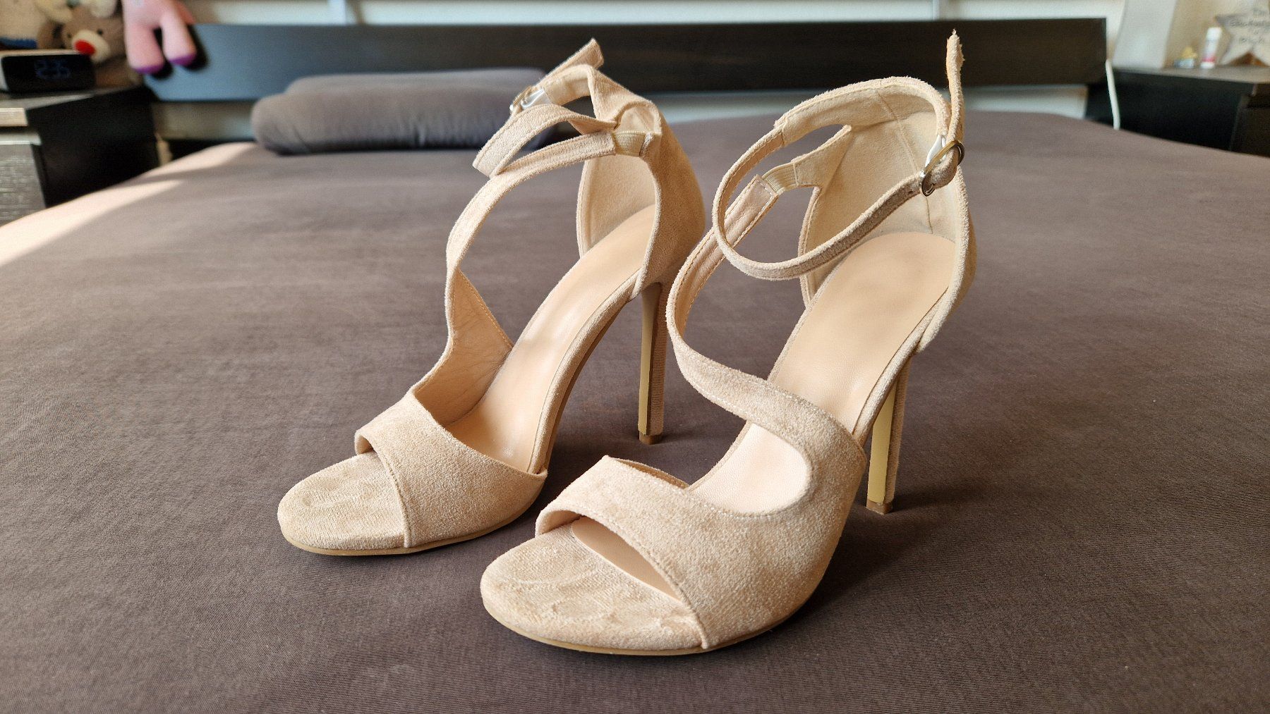 Damenschuhe: Sommer Riemchen Sandaletten, Gr.40 – Neu (gemäss Beschreibung) aus Laax GR von Schoelli2