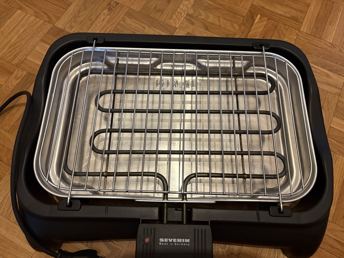 Elettrodomestici da cucina: Barbecue électrique / gril de table – Usato da Vufflens-la-Ville venduto da newlifegva 2