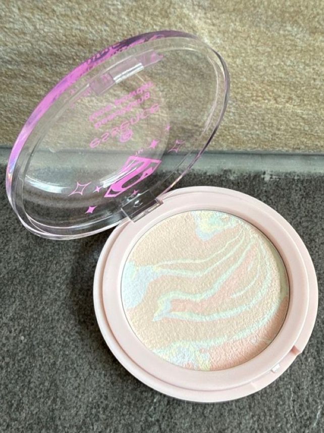 Make-up: essence superman beautifying face powder – Nuovo (secondo la descrizione) da Otelfingen venduto da Gasolino