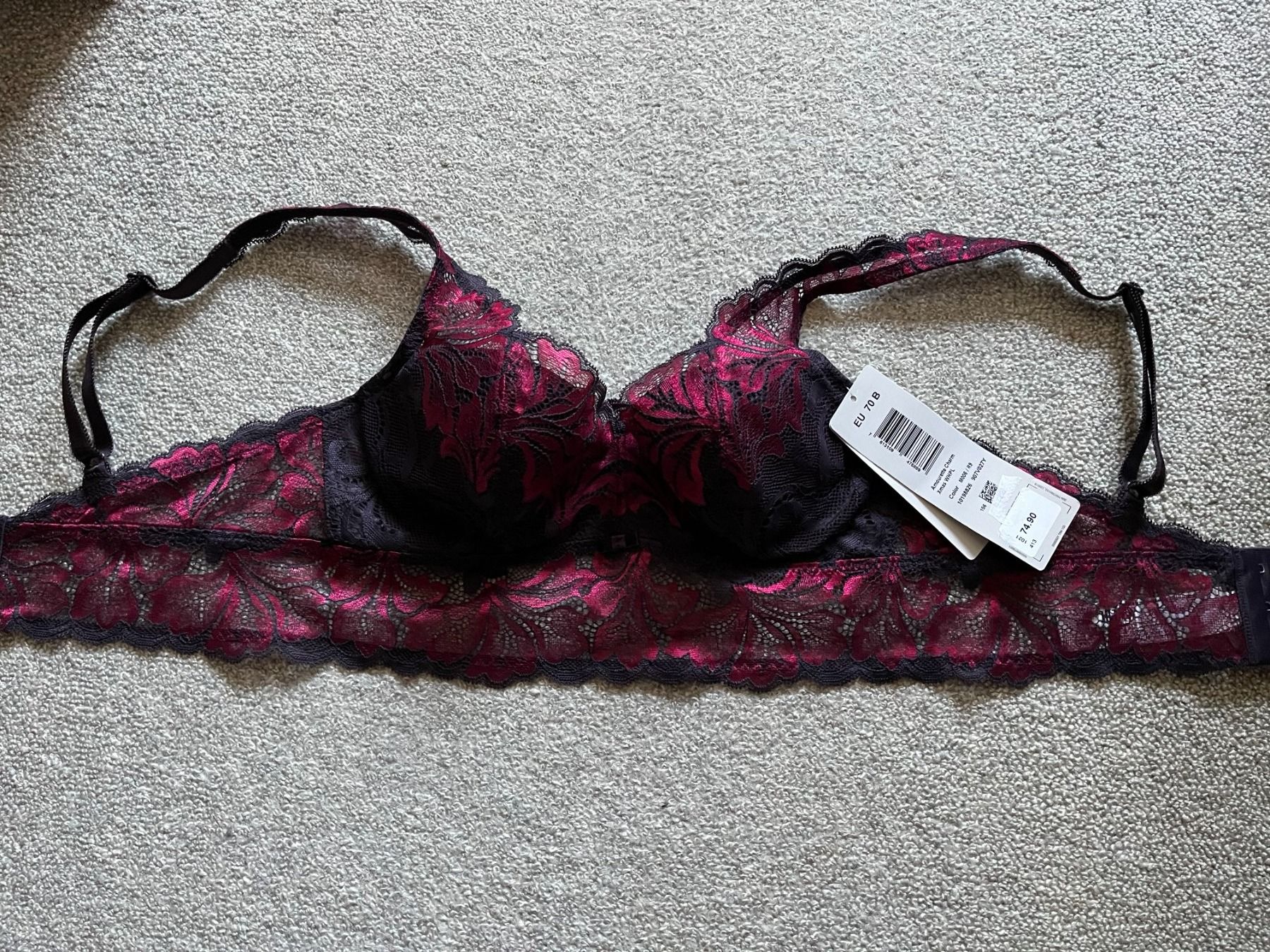 Triumph Altra biancheria intima: 3 TRIUMPH BH. Gr 70 A oder 70 B oder  70 D. Fabrikneu – Nuovo e nell'imballaggio originale da Rekingen AG venduto da Barmaleus