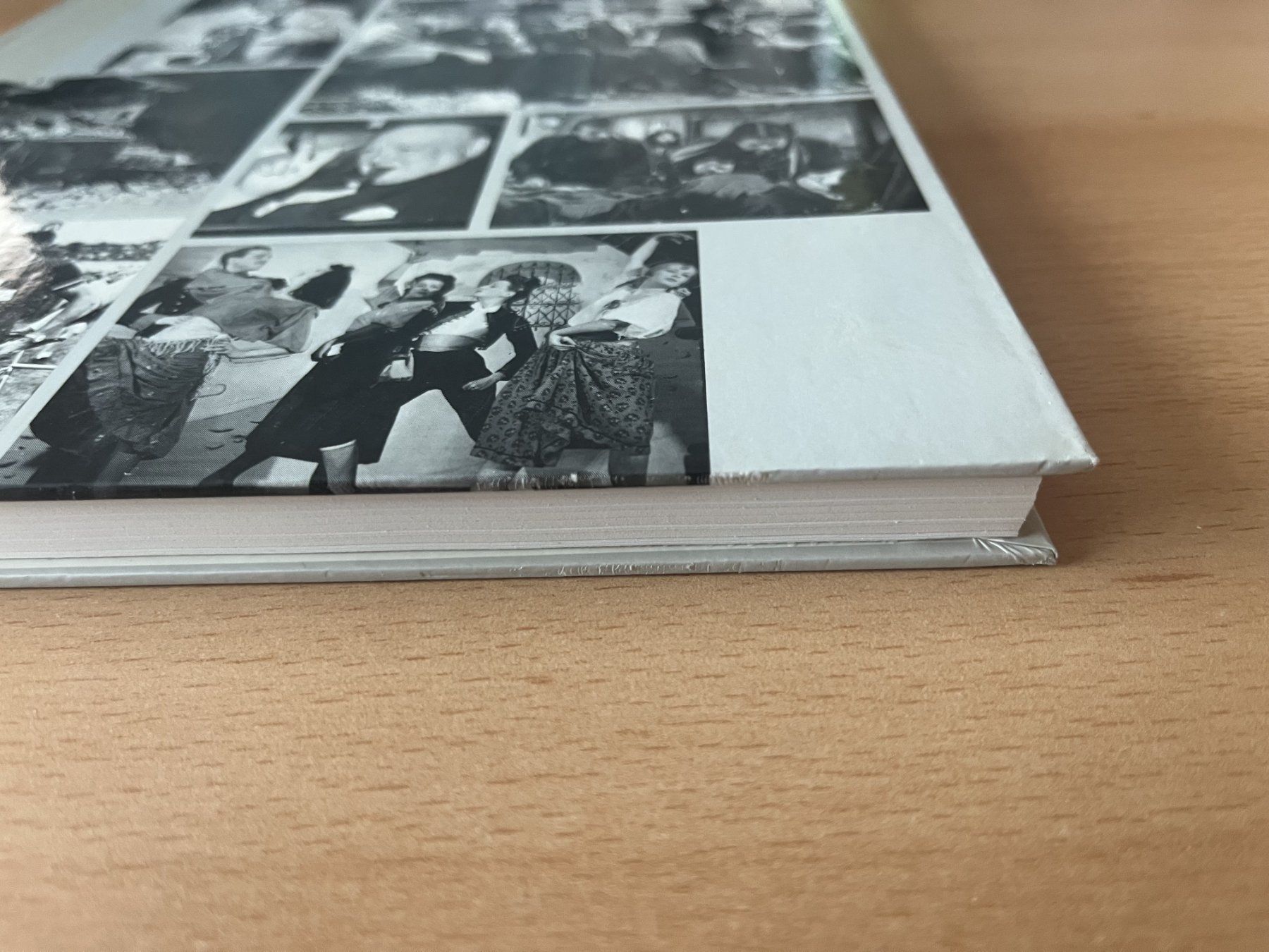 Libri: Buch der Jahre - Die 40er Jahre – Nuovo (secondo la descrizione) da Lausen venduto da Mondeo10628 1