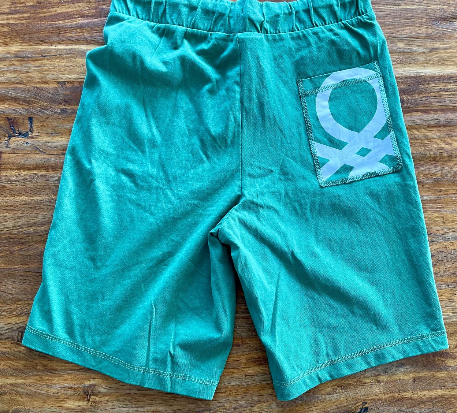 Benetton Pantaloni: NEU: schöne Benetton Shorts Gr. 170 – Usato da Buchrain venduto da Sunny026 3