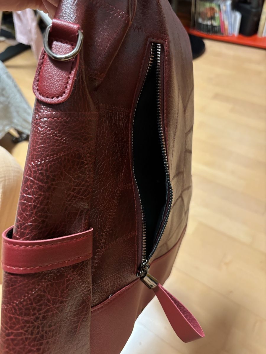 Zaini: Neuer Rucksack 🎒 – Nuovo e nell'imballaggio originale da Kesswil venduto da Branca-01 5