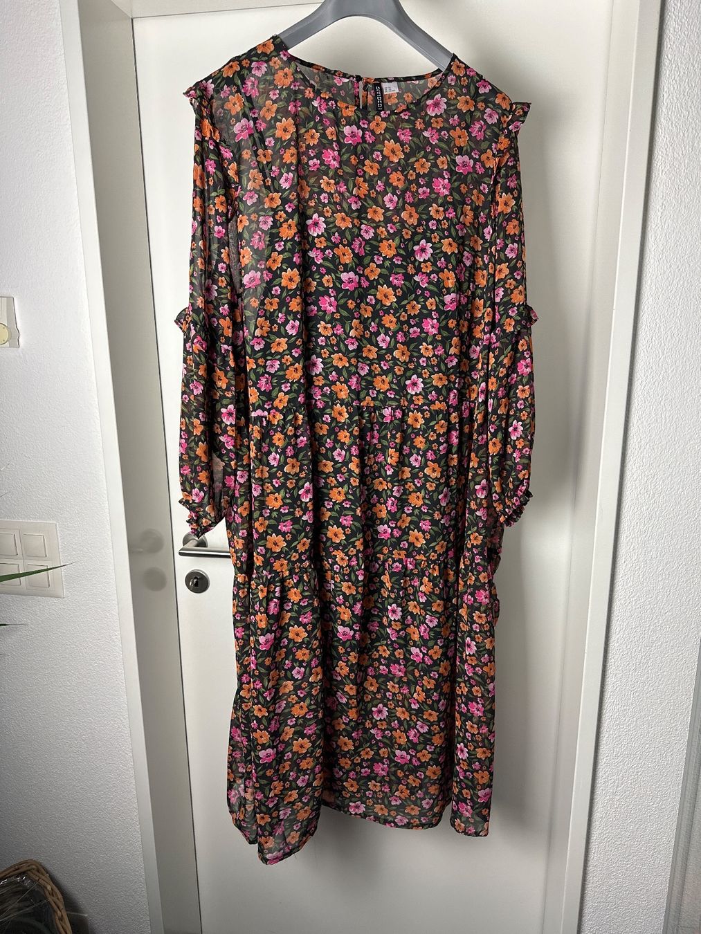 H&M Vestiti: Kleid von H&M Grösse 3XL – Usato da Aarburg venduto da Tonija