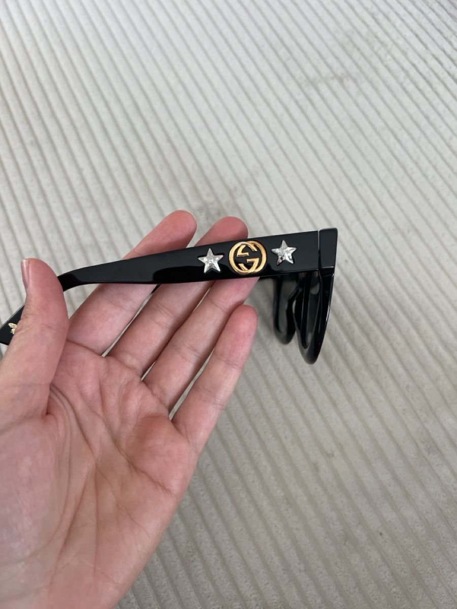 Gucci Lunettes & Verres: Gucci Sonnenbrille schwarz  – D'occasion à Wettswil par mar_l8ns 1