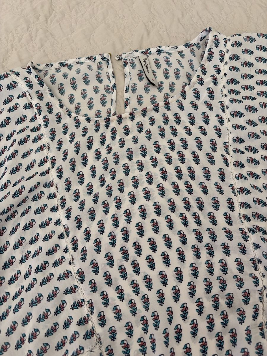 Pepe Jeans Tops: Repe jeans Top – D'occasion à Wallisellen par Chatswood_8hwh 1
