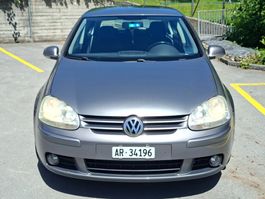 VW Golf 5 2.0 TDI 4Motion | Turbo, Zahnriemen & Bremsen neu