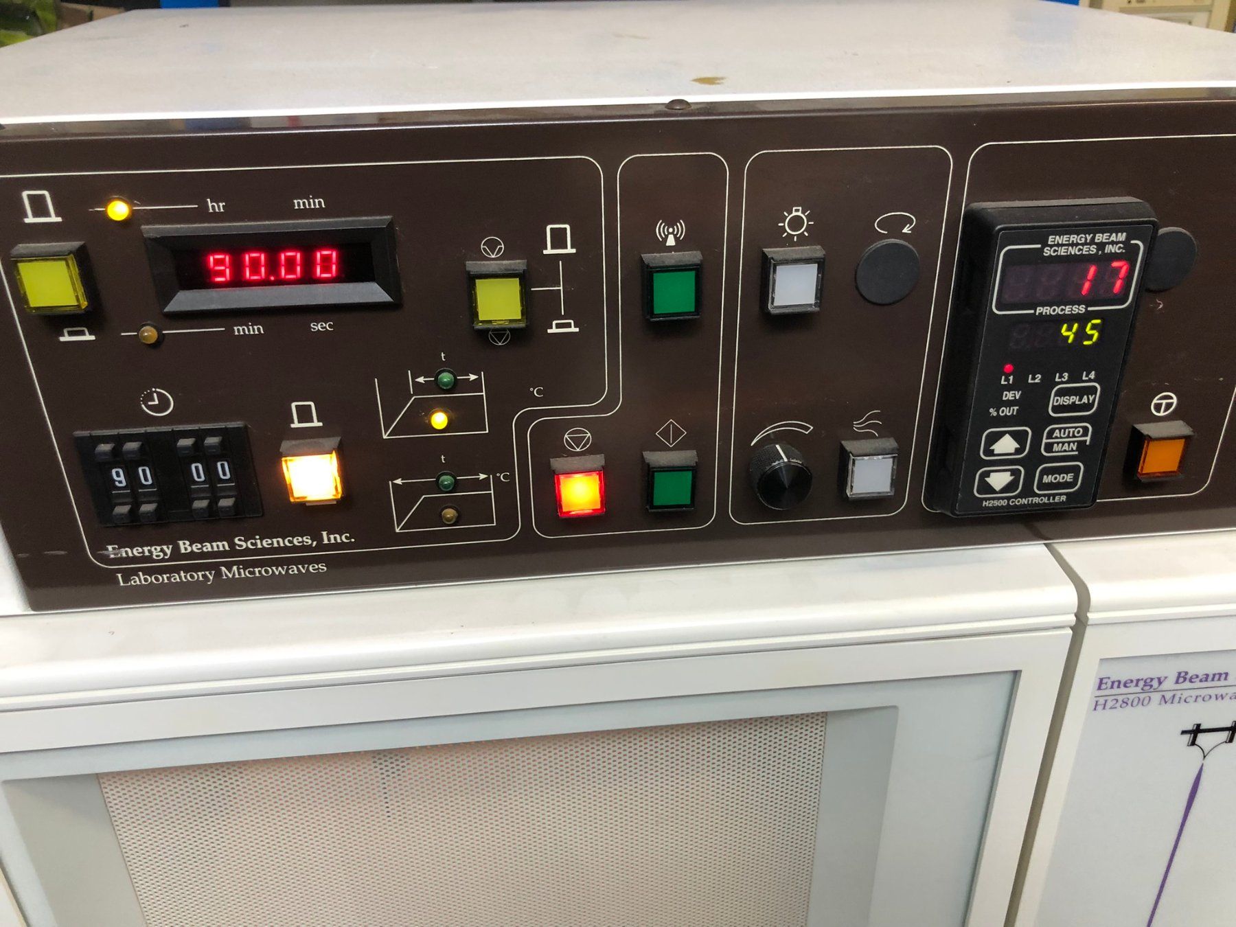 Alle Maschinen: Industrieller Mikrowellenofen / Microwave Processor – Gebraucht aus Hinterkappelen von atomschnee 1