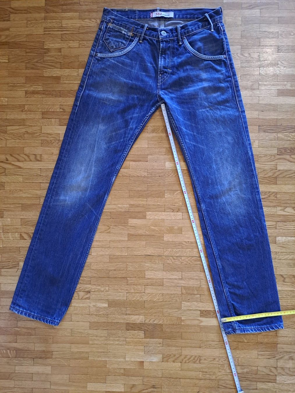Levi's Jeans: Levis 504 straight W30 L32 – Nuovo (secondo la descrizione) da Meyrin venduto da dijin 1