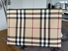 Burberry Kosmetiktasche, Top Zustand, Klassisches Muster!
