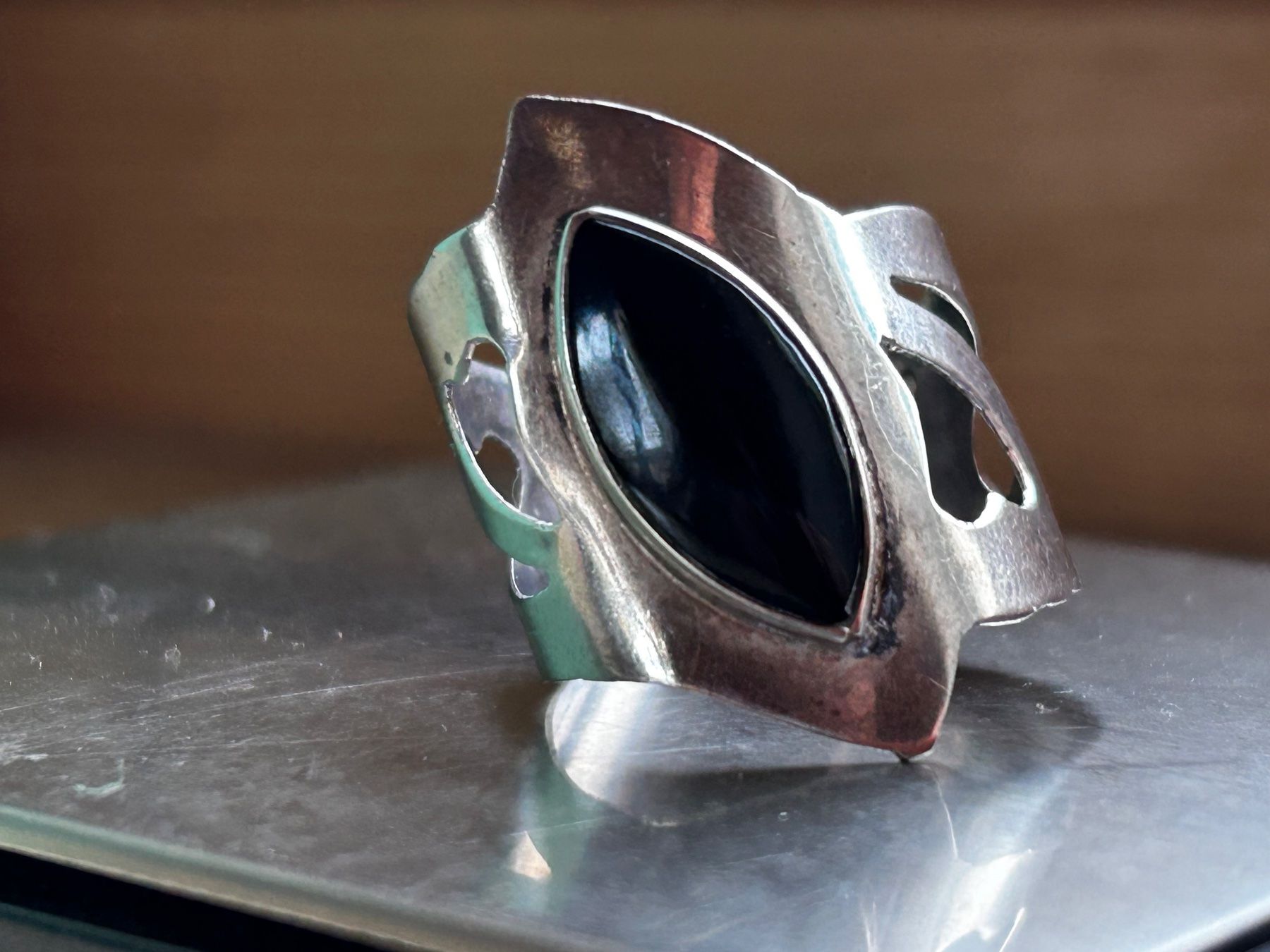 Ringe: Fingerring mandelförmiger Onyx (60) – Gebraucht aus Dittingen von Bijoubelle