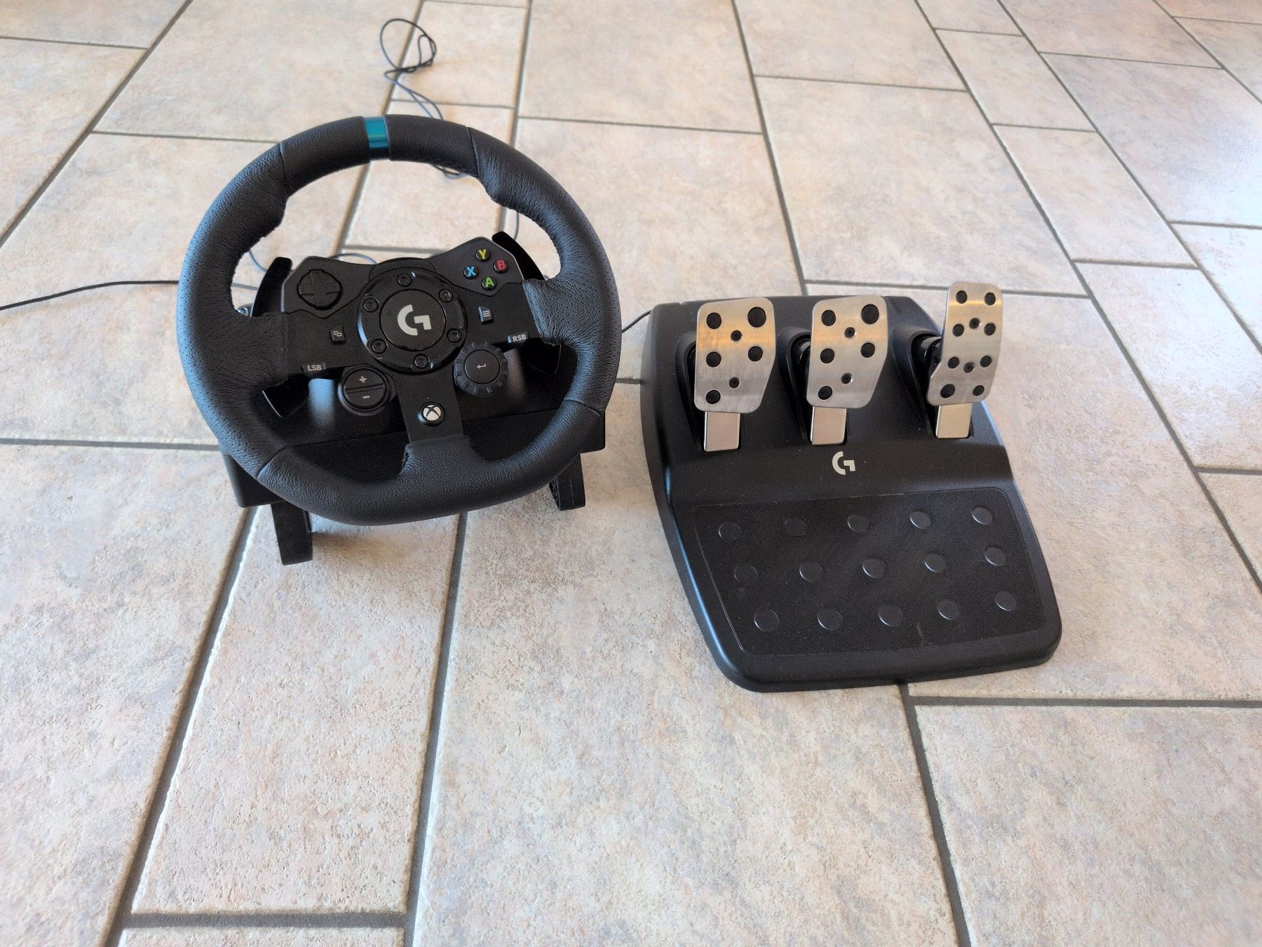 Logitech Controller: Logitech G G923 Trueforce for PC and Xbox – Usato da Oberrohrdorf venduto da colligate 1