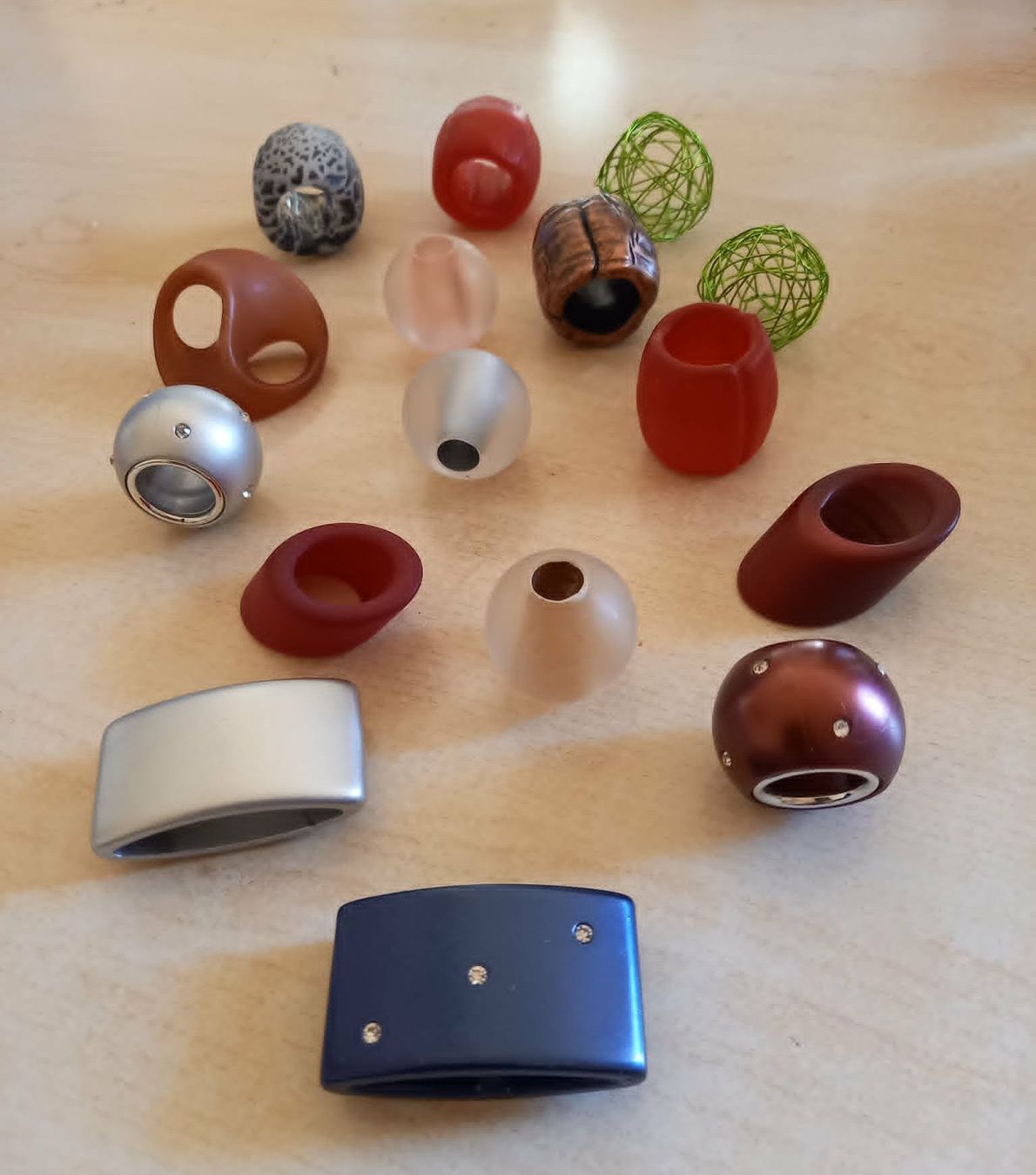 Kit bricolage: 35 Stk Schmuckperlen div Materialien & Formen ca 3bis4 cm – Nuovo (secondo la descrizione) da Möhlin venduto da Simba4871 2