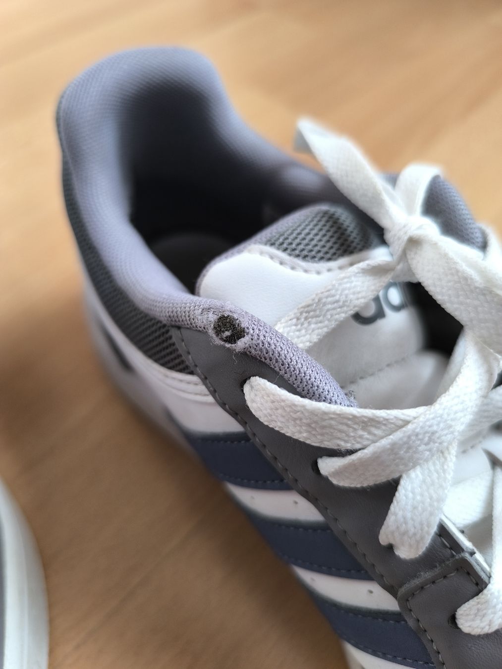 Adidas Scarpe da uomo: Adidas Sneaker Grösse 43 1/3 – Usato da Oberdiessbach venduto da Zwerg82 5