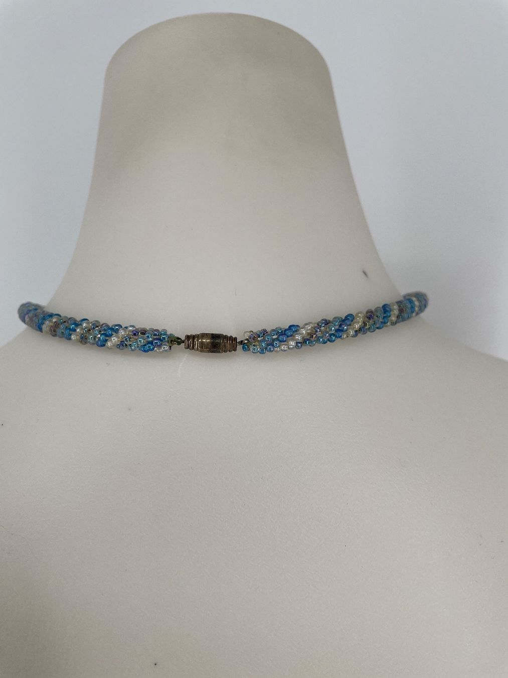 Catenine: Halskette Perlen blau-weiss – Usato da Auenstein venduto da moin. 1