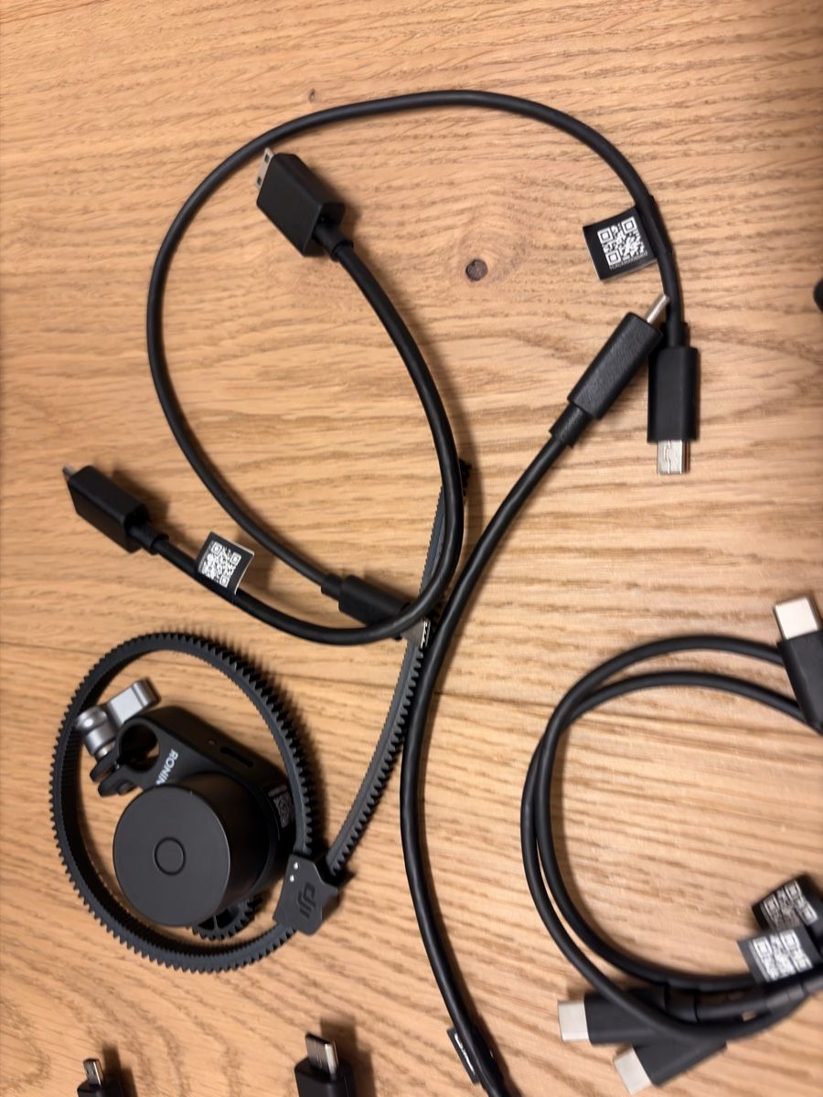DJI Altri Accessori: DJI RS 2 Pro Combo – Usato da Rotkreuz venduto da limiRS 3