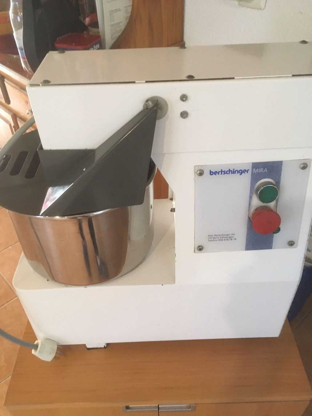 Elettrodomestici da cucina: Bertschinger Profi-Knetmaschine – Usato da Däniken SO venduto da Sonjab0 3