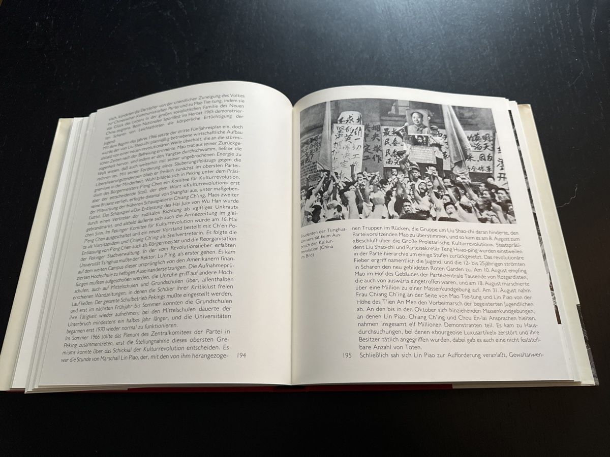 Libri: "PEKING und seine Geschichte – Usato da Erstfeld venduto da Mario_boe0 4